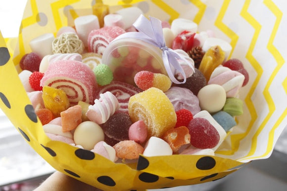Come fare un bouquet di caramelle fai-da-te