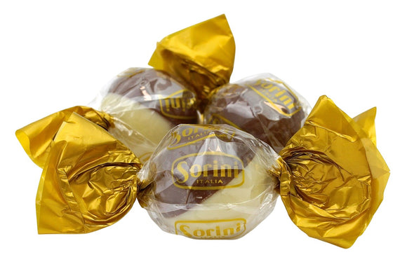 DOUBLE SORINETTE BOULES DI CIOCCOLATO AL LATTE E BIANCO RIPIENE DI CREMA ALLA NOCCIOLA E CEREALI BUSTA 450g Sorini